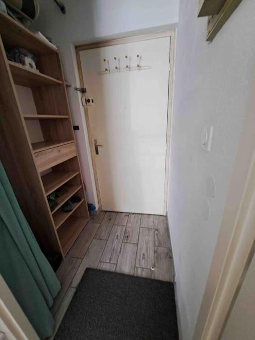 Bel appartement, proche plage les sablettes - Apartamento de 1 dormitorio - 6