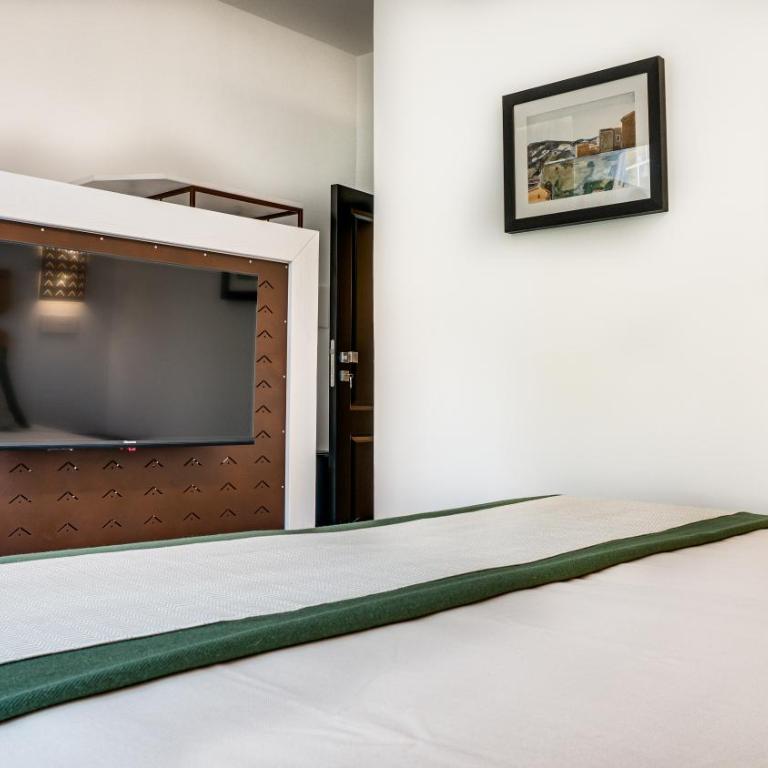 Kalista - Deluxe Double Room with Balcony - 17