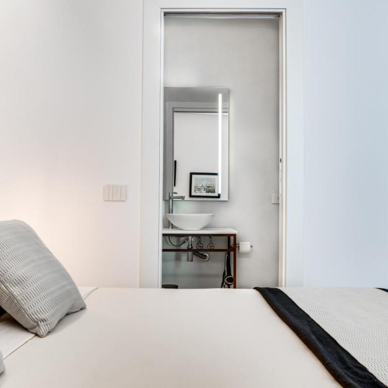 Kalista - Double Room - 9