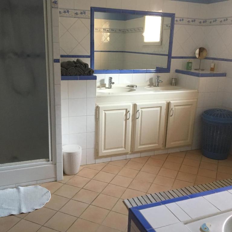 Villa avec piscine privée à Avignon - Villa with Private Pool - 20