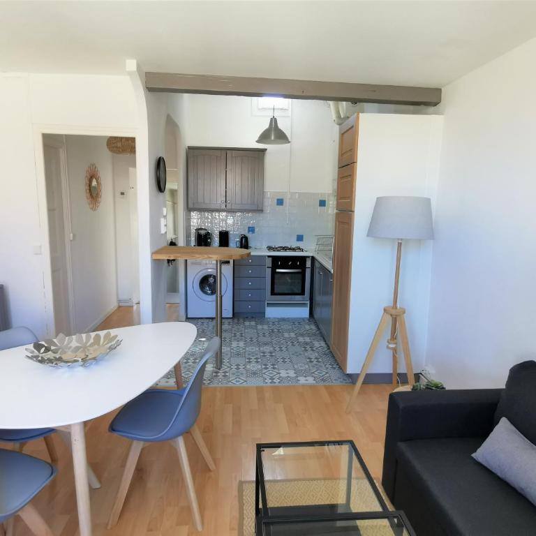 Superbe appartement dans le Centre Historique - Apartment mit 2 Schlafzimmern - 3