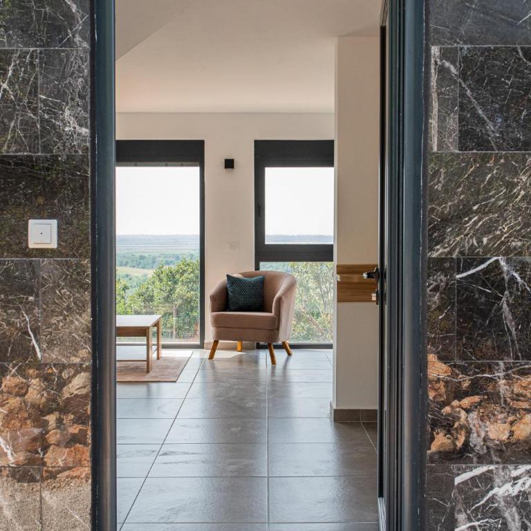 Solana's View - Ferienhäuser in ruhiger Lage, mit einer einzigartigen Aussicht, Infinity Pool, Free Parking und Wlan - Vikendica - 17