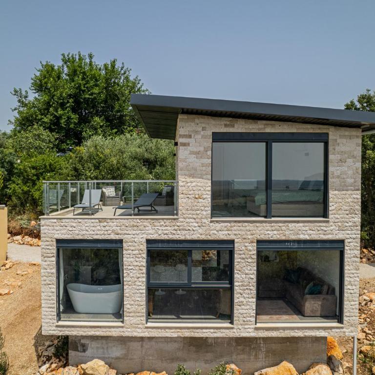 Solana's View - Ferienhäuser in ruhiger Lage, mit einer einzigartigen Aussicht, Infinity Pool, Free Parking und Wlan - Vikendica - 1