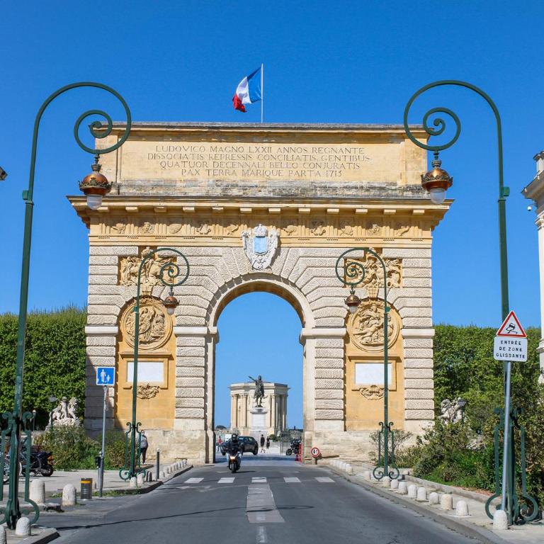 Superbe appartement dans le Centre Historique - Apartment mit 2 Schlafzimmern - 16