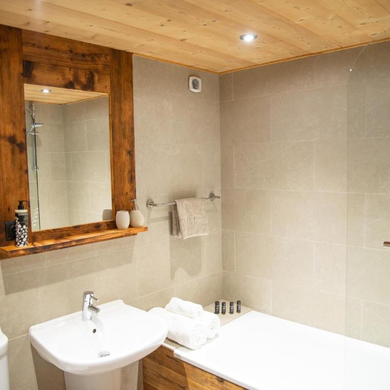 Chalet Cannelle - Chambre Double - Vue sur Montagne - 4