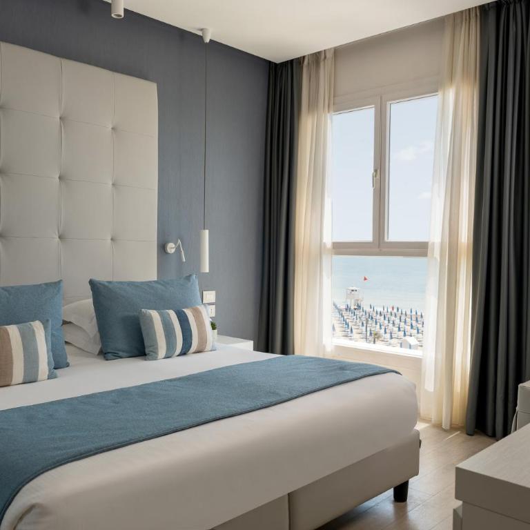 Hotel Orient & Pacific - Superior Double Room with Sea View - 6