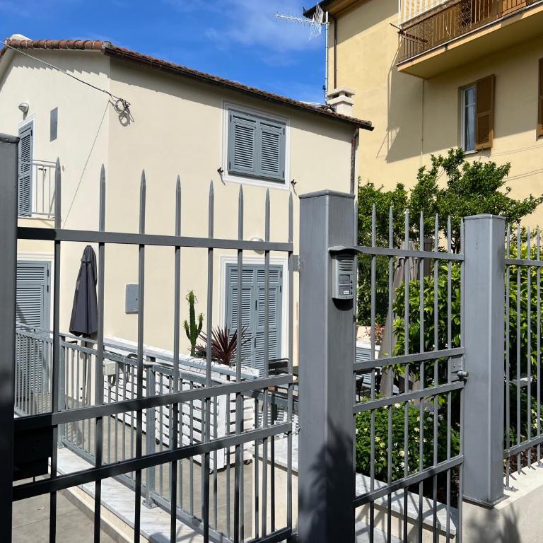 Villino Aranci Nuovo monolocale in centro - Appartamento con 1 Camera da Letto - 3