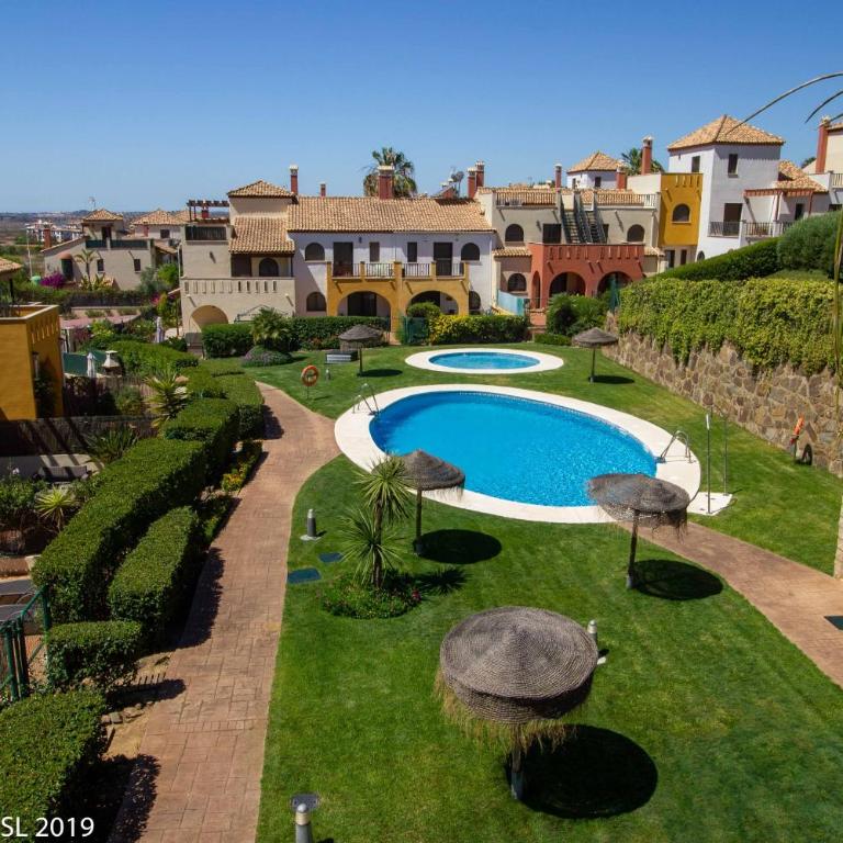 (WAR002) Town House with Garden and Pool Access - Casa Unifamiliar de 3 dormitorios - 35