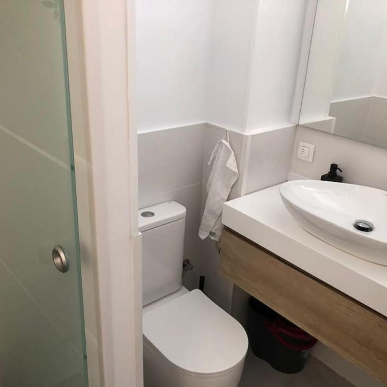 MODERN COMFORT RENOVATED CANTERAS - One-Bedroom Apartment - 5