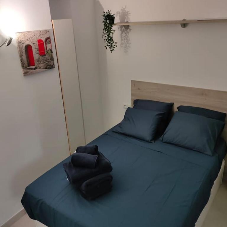 MODERN COMFORT RENOVATED CANTERAS - One-Bedroom Apartment - 11