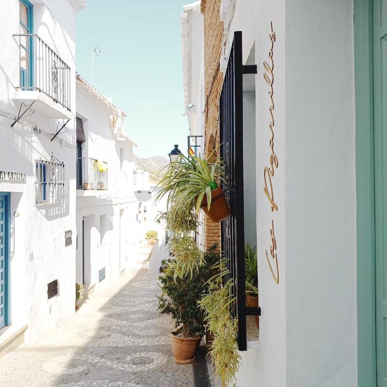 Las Pizarrillas: tu hogar en este blanco pueblo - Casa de 3 dormitorios - 48