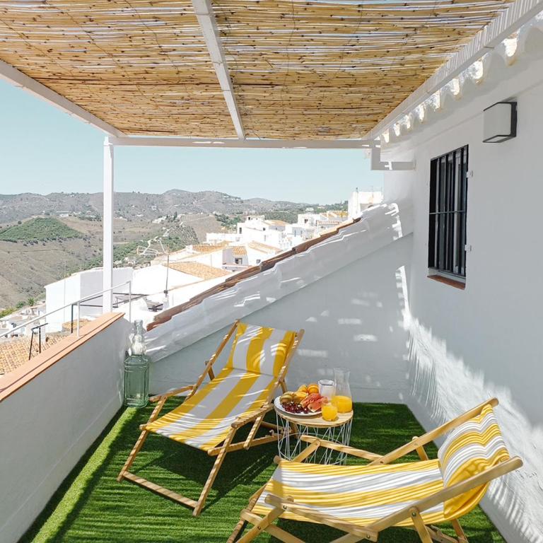 Las Pizarrillas: tu hogar en este blanco pueblo - Casa de 3 dormitorios - 1