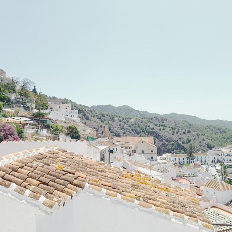 Las Pizarrillas: tu hogar en este blanco pueblo - Casa de 3 dormitorios - 11