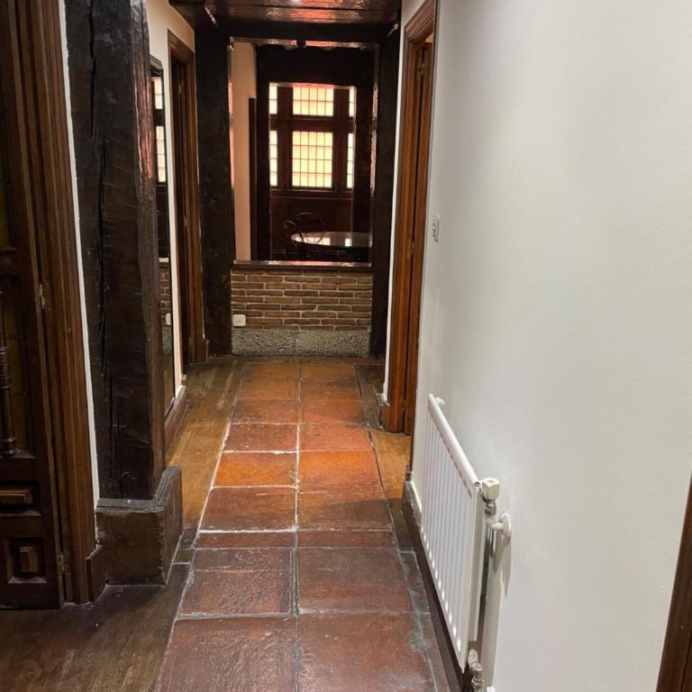 Old Town Palace (Casco Viejo Bilbao) EBI01877 - Apartamento de 3 dormitorios - 9