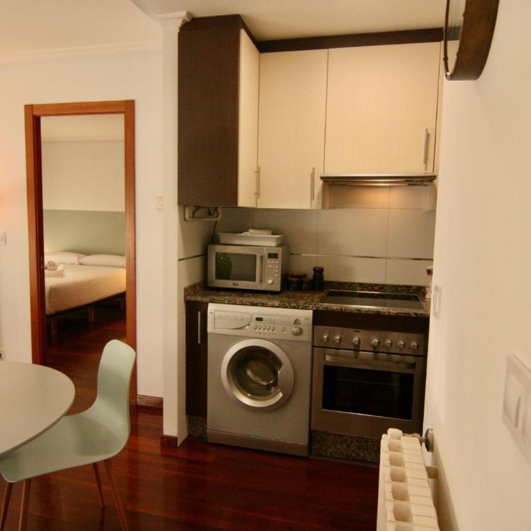 1E.Tranquilo y soleado en la Plaza de las Mercedes - Apartamento de 1 dormitorio - 10