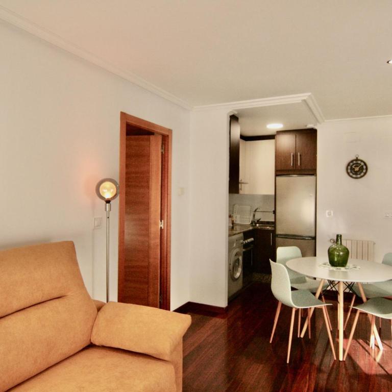 1E.Tranquilo y soleado en la Plaza de las Mercedes - Apartamento de 1 dormitorio - 16