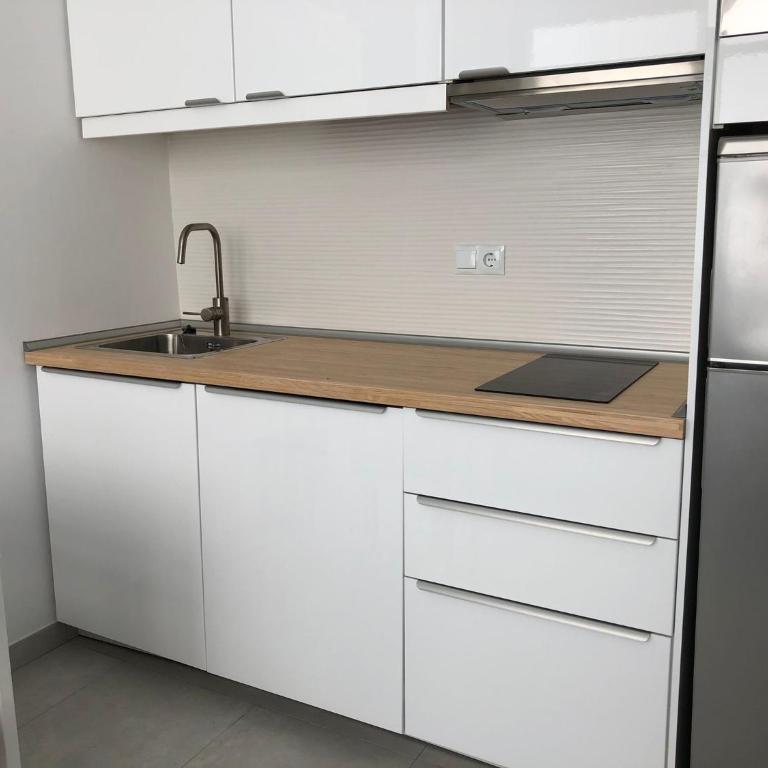 MODERN COMFORT RENOVATED CANTERAS - One-Bedroom Apartment - 3