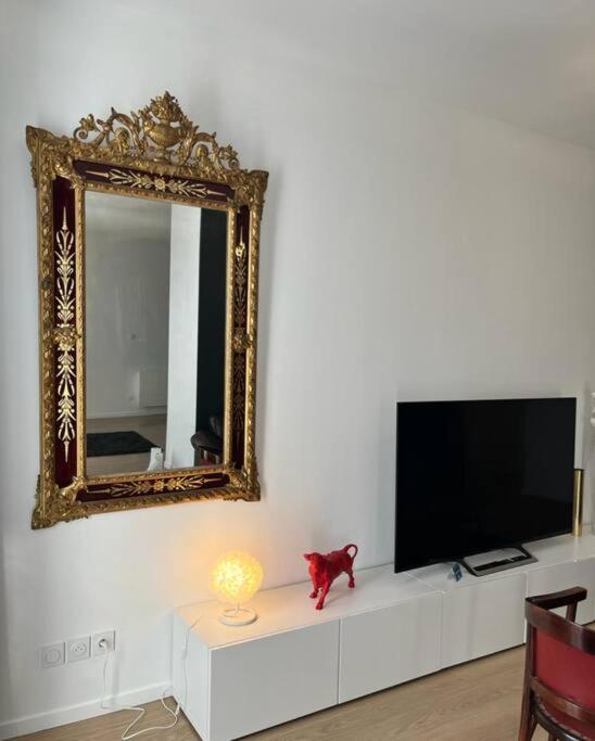 Vigne et mer-Spacieux Appartement Haussmannien-2chambres-Wifi - Appartement 2 Chambres - 12