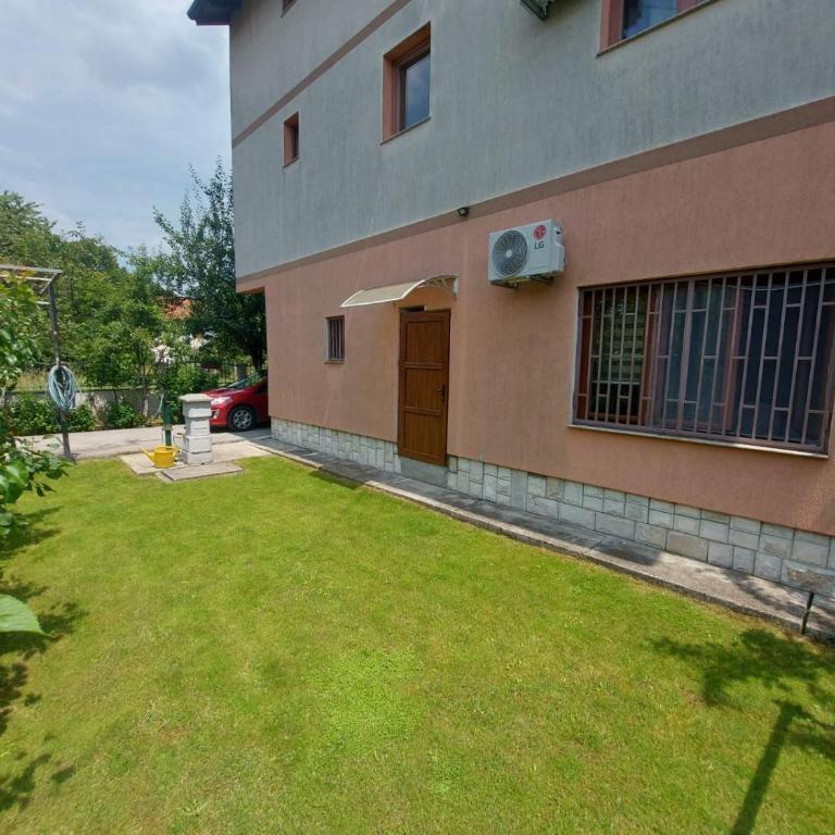 Apartman Nedim - Free Parking & Garden near Airport - Two-Bedroom Apartment - 22
