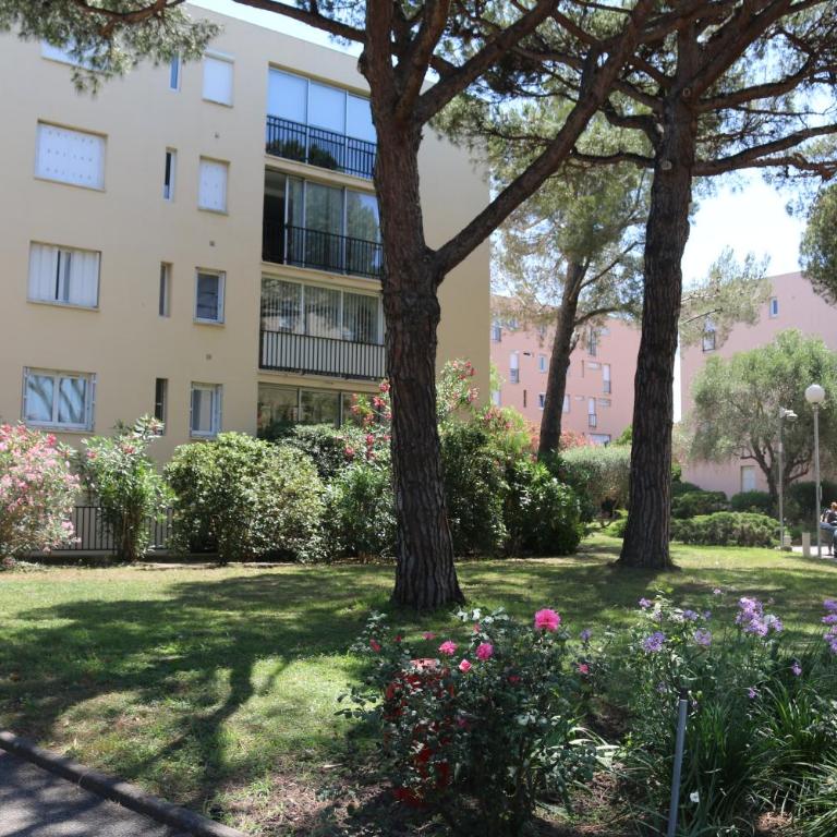 Appartement Saint Antoine - Centre Ville - Appartement 2 Chambres - 4