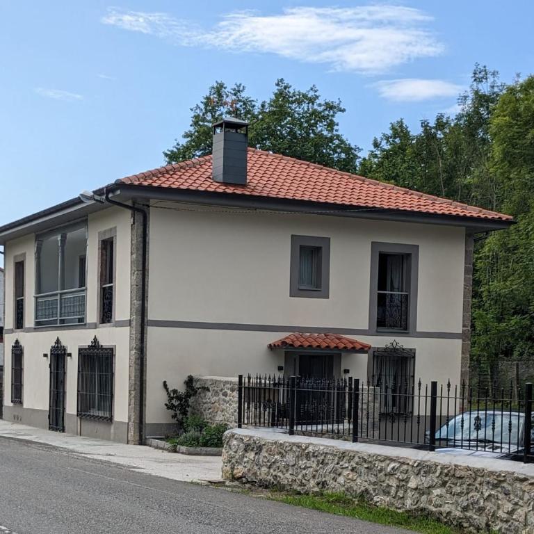 La casa del tren - Four-Bedroom House - 1