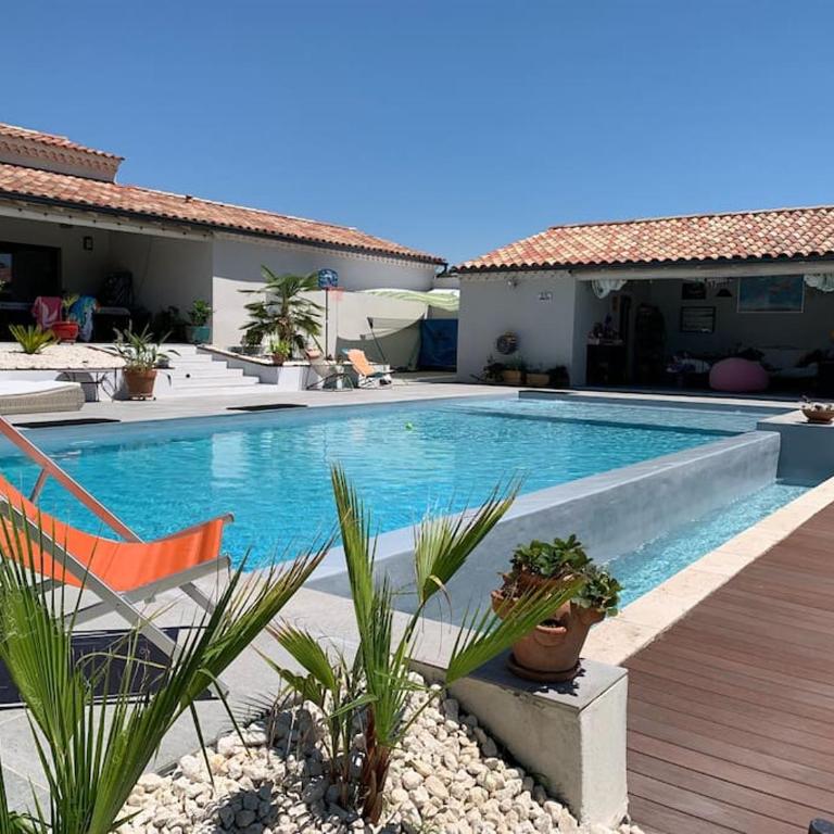 Charmant Appartement au calme avec piscine au pied du Ventoux en Provence - Appartement 2 Chambres - 1