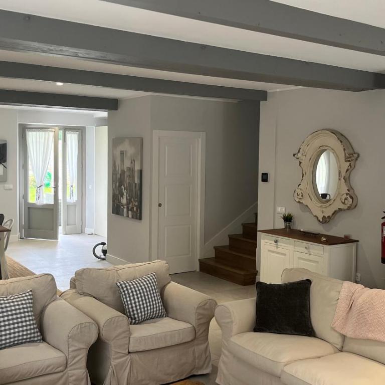 La casa del tren - Four-Bedroom House - 8