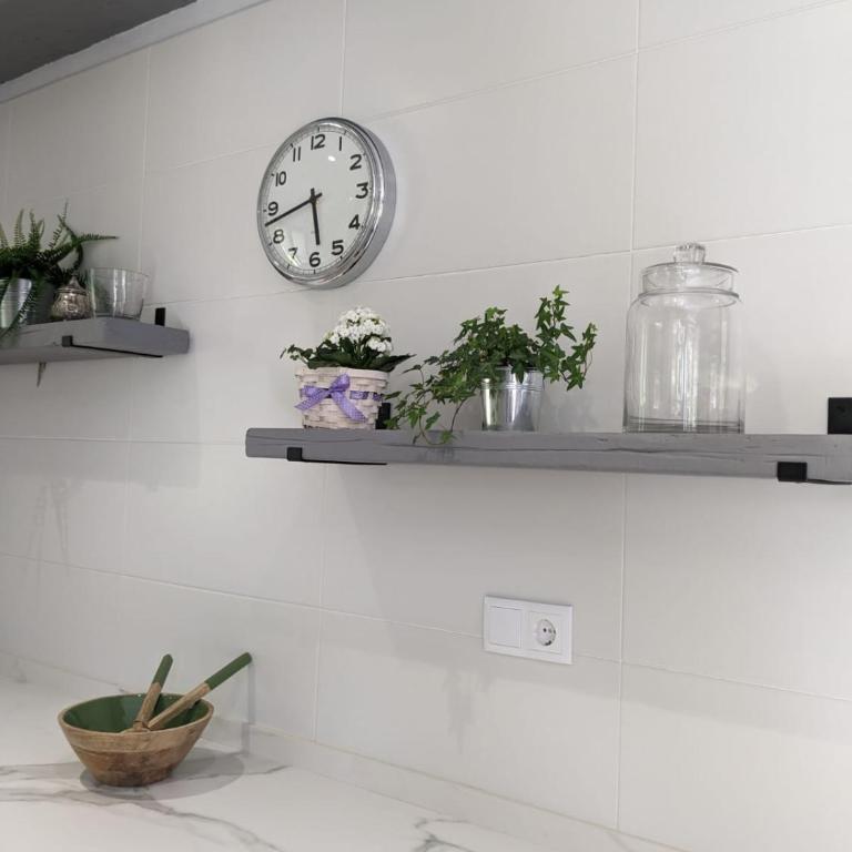La casa del tren - Four-Bedroom House - 11
