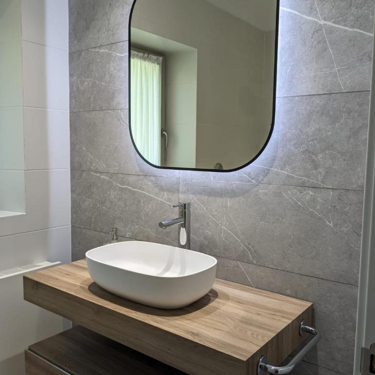 La casa del tren - Four-Bedroom House - 14