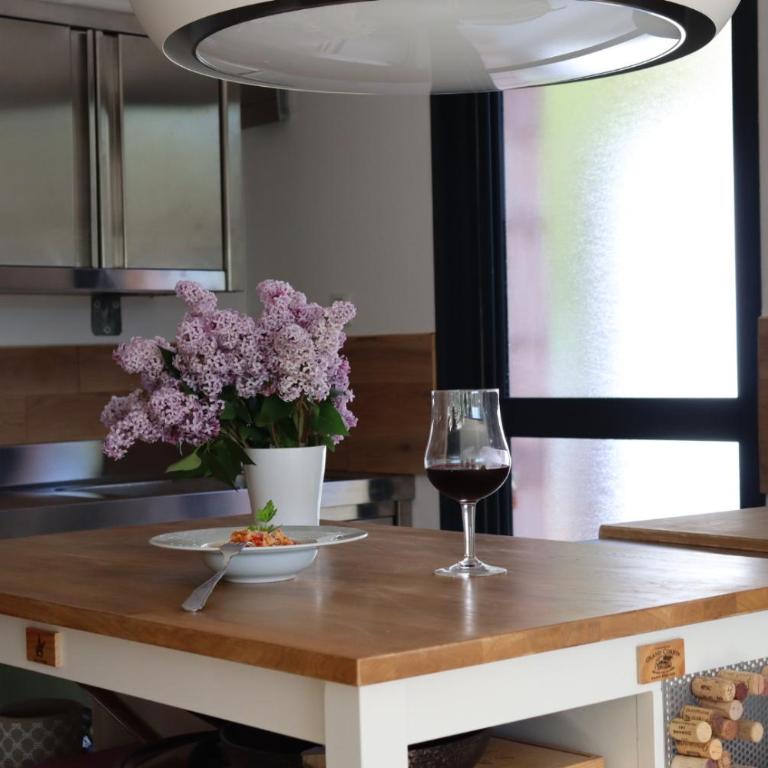 Lemodernlounge, hébergement cosy moderne spacieux - Maison 1 Chambre - 19