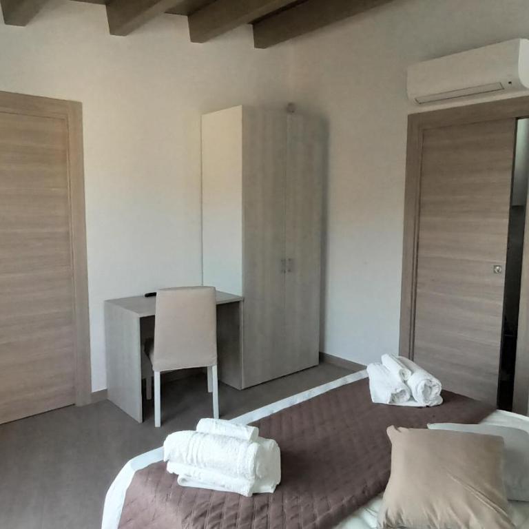 Appartamenti Petali Di Rosa - Casa con 2 Camere da Letto - 4