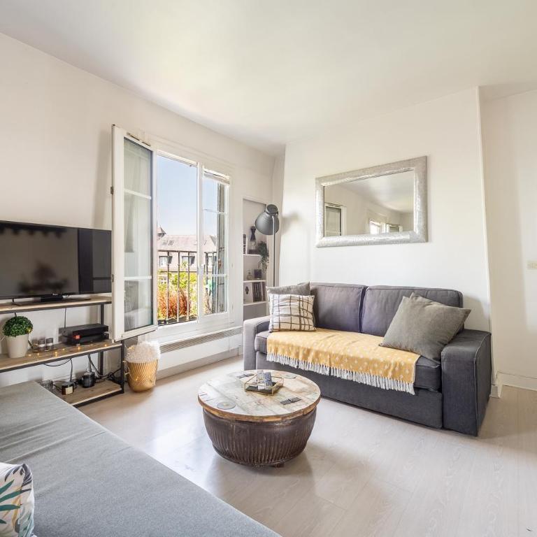 In front of The Sacre Cœur - 2 bedrooms with elevator - Appartement 2 Chambres - 18