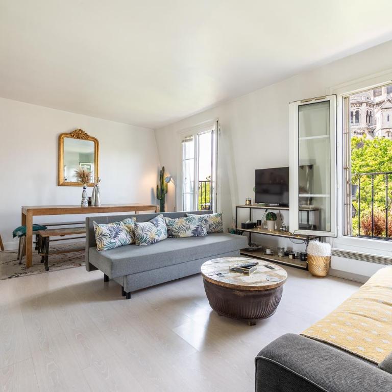 In front of The Sacre Cœur - 2 bedrooms with elevator - Appartement 2 Chambres - 8