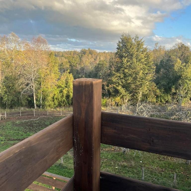 PARCELA DE AGRADO CON PISCINA LAGO RANCO todas las instalaciones con uso exclusivo capacidad 20 personas - Casa de 6 dormitorios - 87