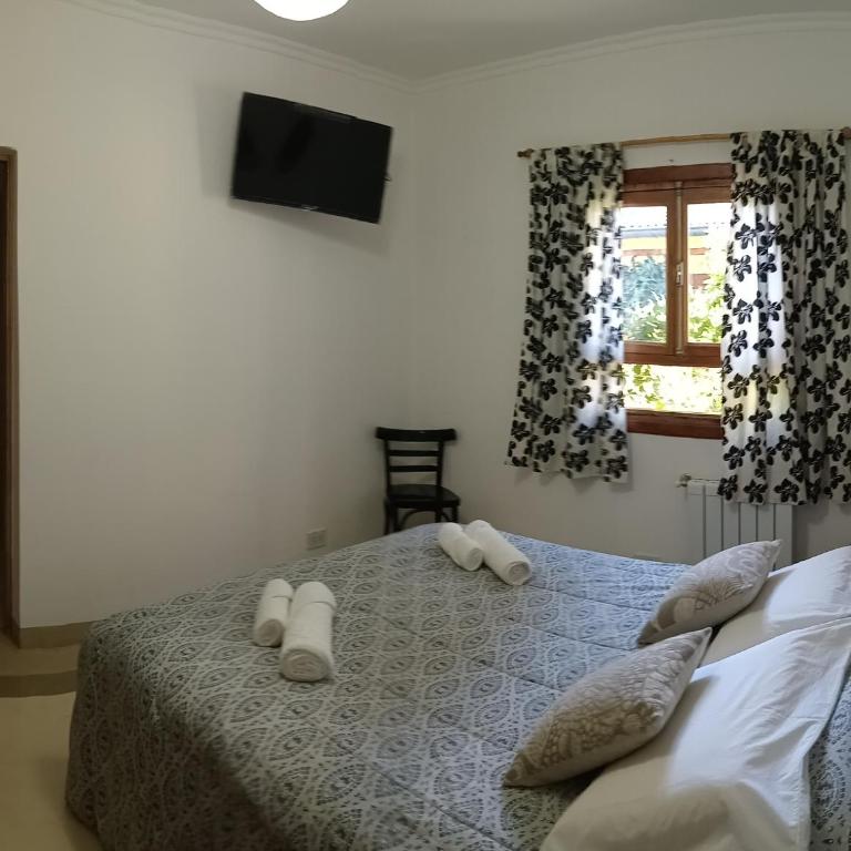 Las Tejuelas - B&B Patagónico - Queen Room with Garden View - 2