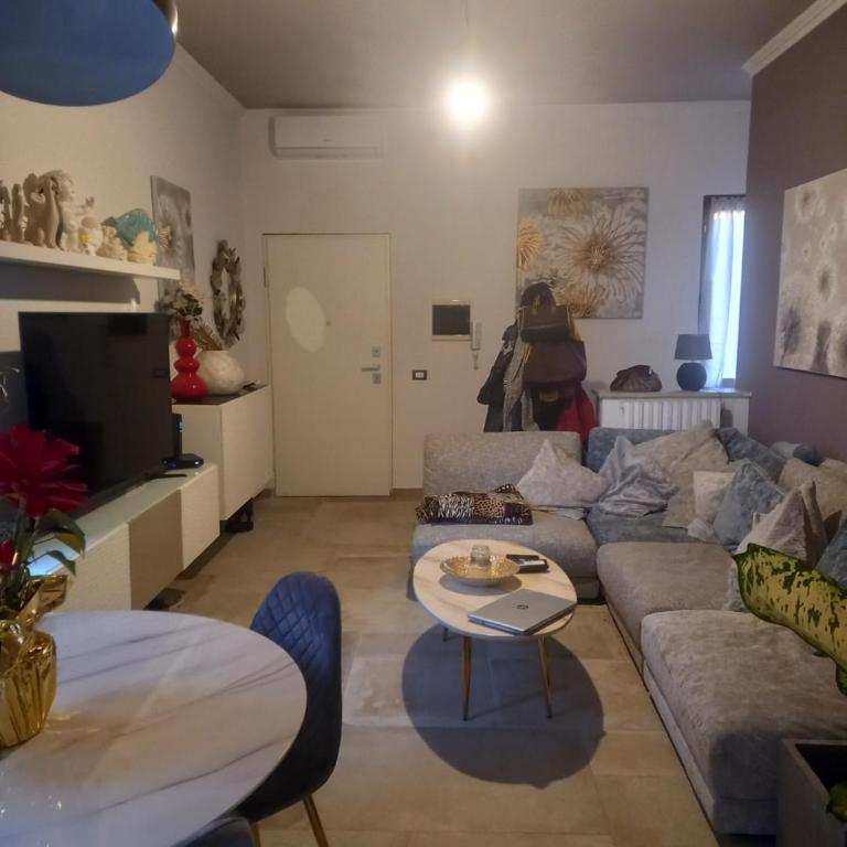 Arena in fiera - Three-Bedroom Apartment with Balcony - 14