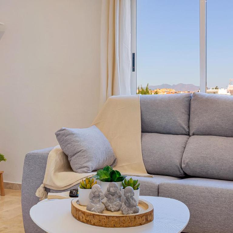 Magnifico atico de 3 dormitorios - Three-Bedroom Apartment - 2