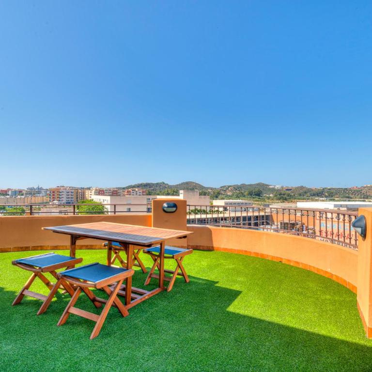 Magnifico atico de 3 dormitorios - Three-Bedroom Apartment - 6