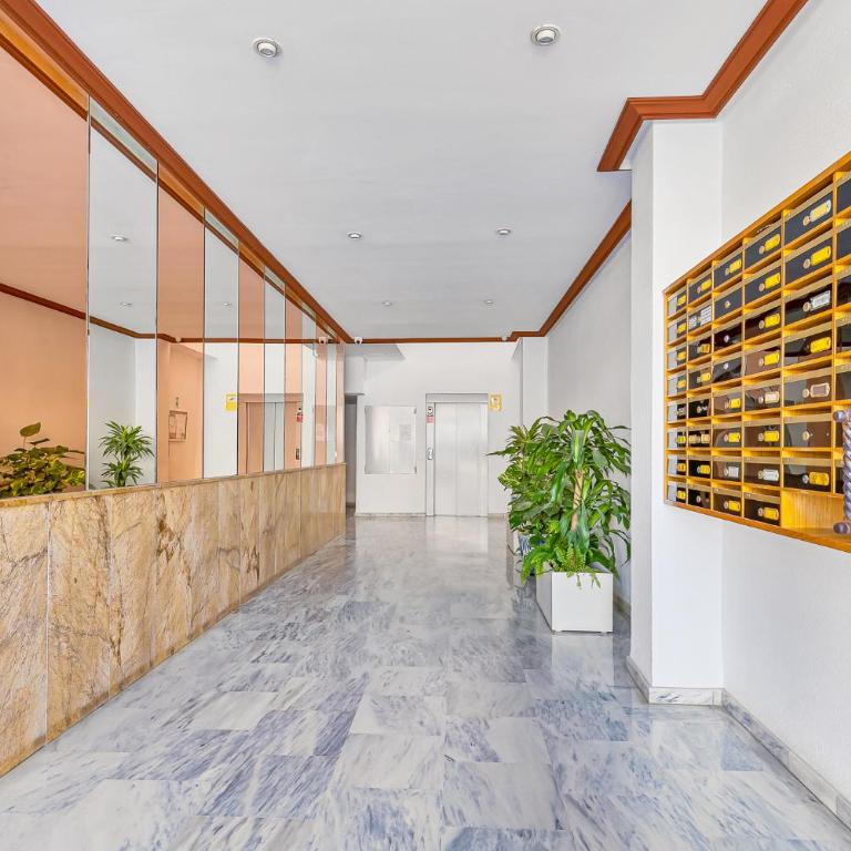 Magnifico atico de 3 dormitorios - Three-Bedroom Apartment - 33