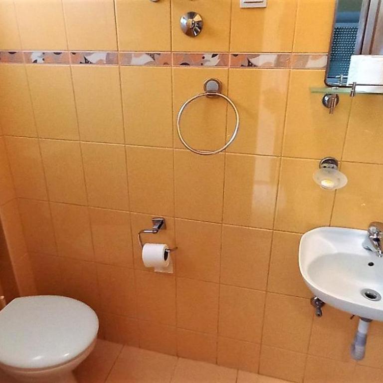 Castellamare Residence - Standard Studio (3 Adults) - 4