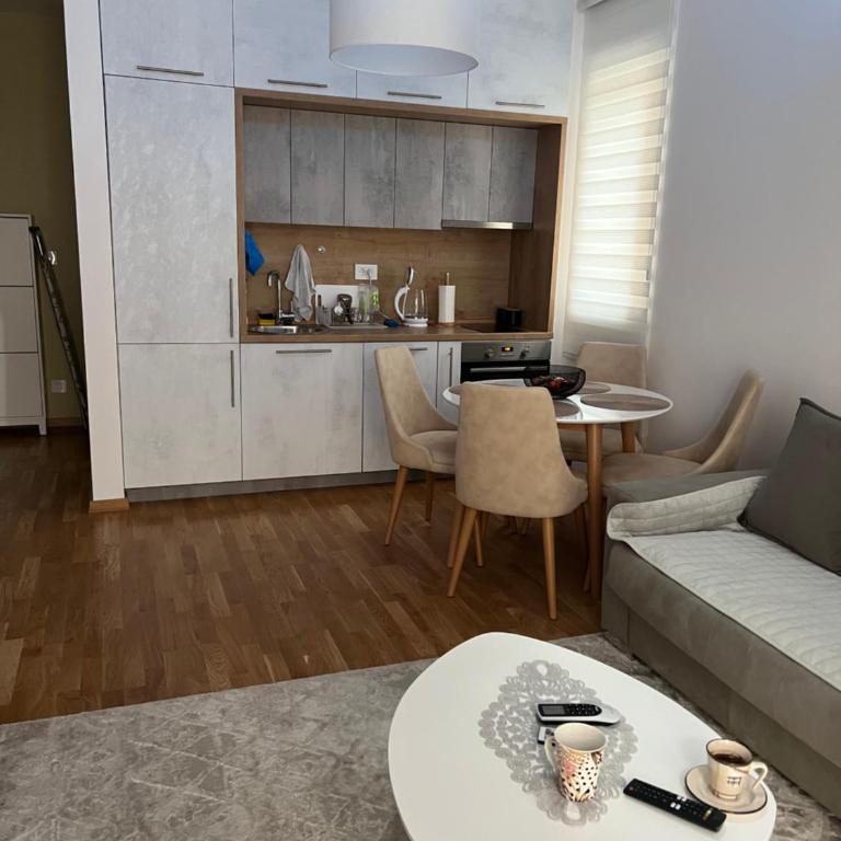 Apartman Jakov - Two-Bedroom Apartment - 9