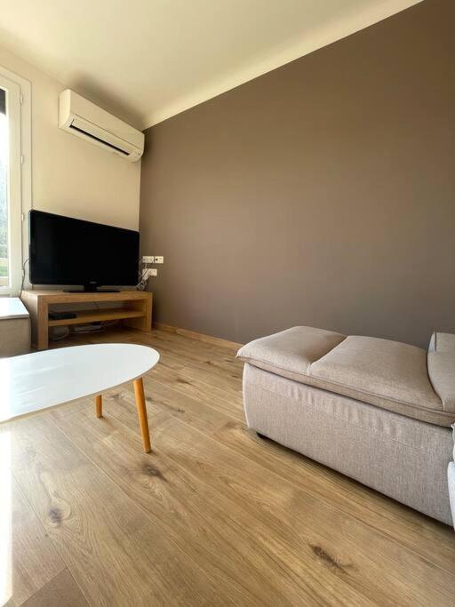 Appartement 2 chambres +parking - Appartement 2 Chambres - 8