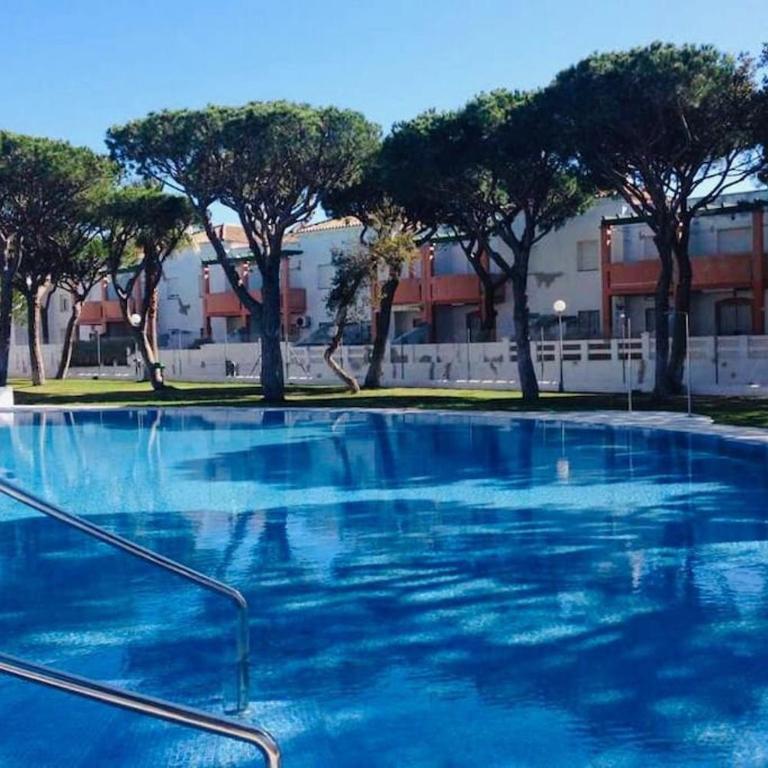 Apartamento con porche y piscina - Apartamento de 2 dormitorios - 1
