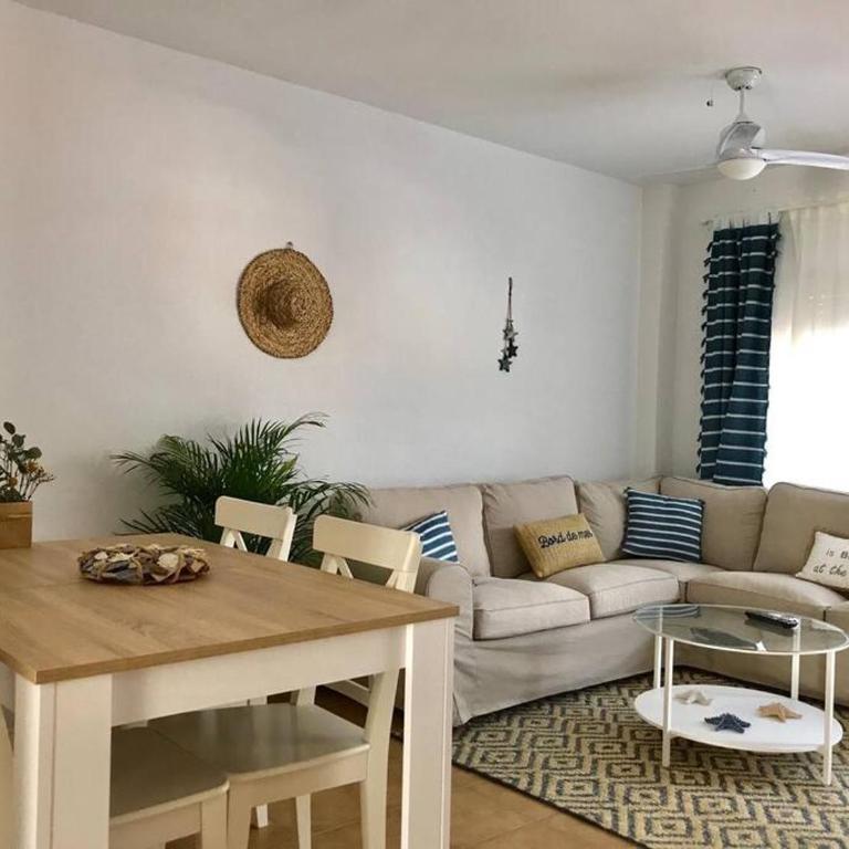 Apartamento con porche y piscina - Apartamento de 2 dormitorios - 8