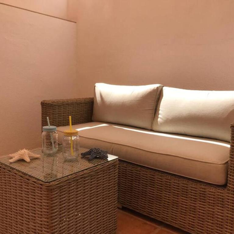 Apartamento con porche y piscina - Apartamento de 2 dormitorios - 15