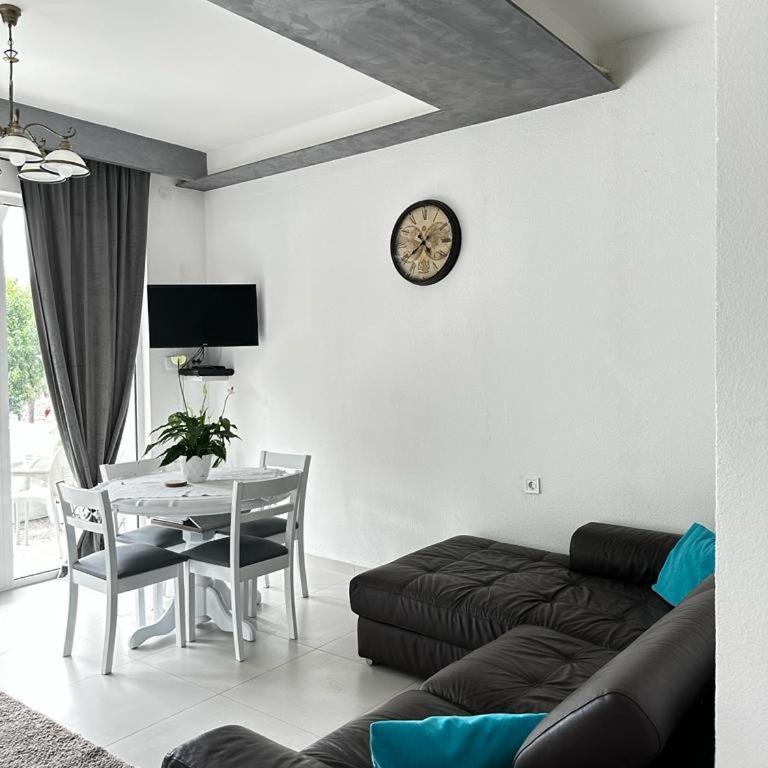 Apartments Boka Pearl - One-Bedroom Apartment - 9