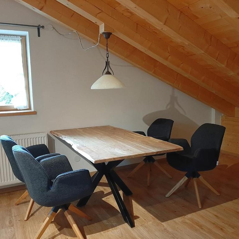Ferienwohnungen Pfanzelter - Apartment mit Balkon - 3