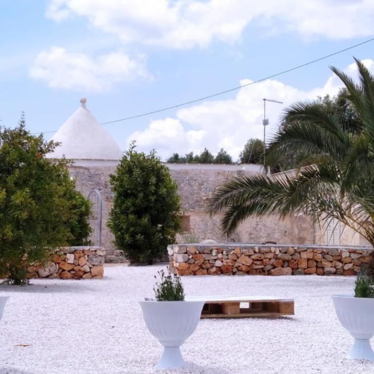 Trullo Bianco Ulivo - Two-Bedroom House - 4