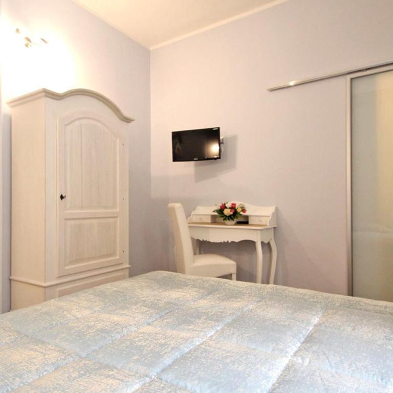 All'Operetta di Cagliari - Deluxe Double or Twin Room - 4