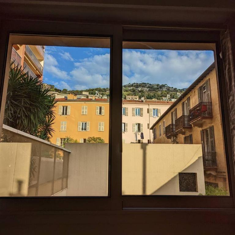 Appartement hyper central et calme, à 5 mètres de Monaco - Appartement 2 Chambres - 13